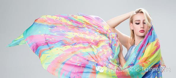 這貨不止是絲巾 系到哪里都點(diǎn)睛！