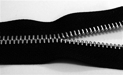 用一支筆能輕易打開拉桿箱？